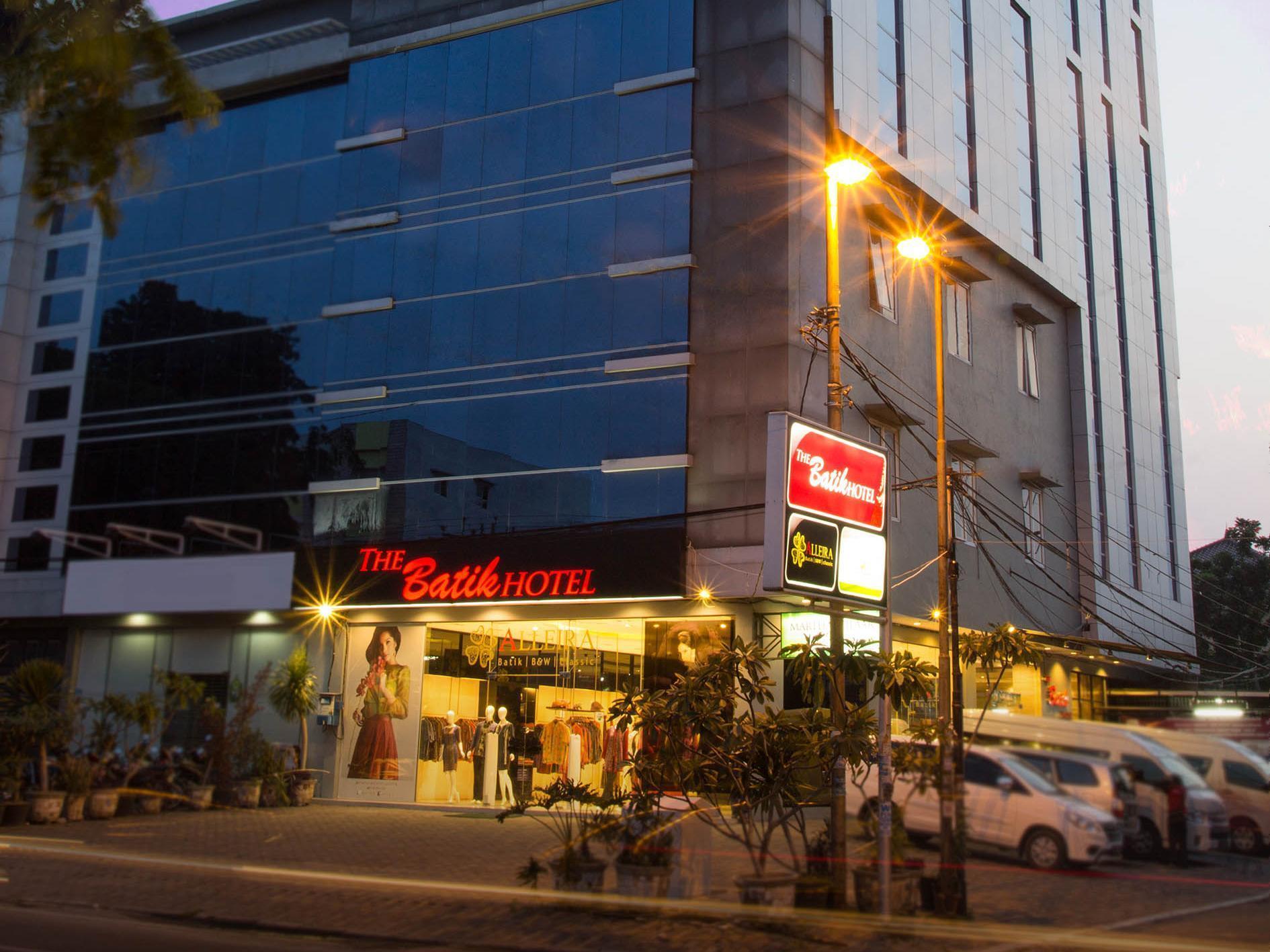 Hotel The Batik Medan