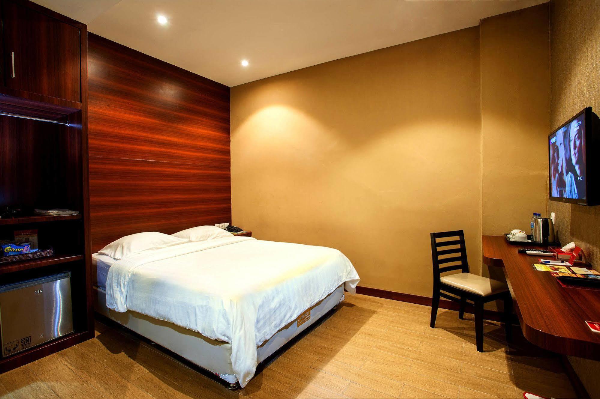 Hotel The Batik Medan